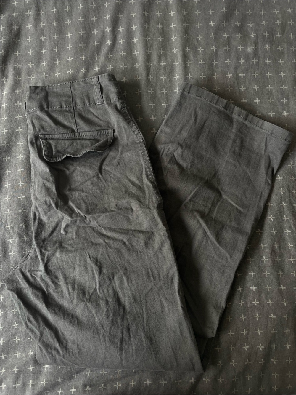 Women’s Gray Cargo Pants